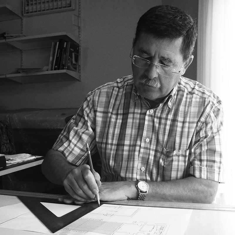 ALBERTO ÁLVAREZ RUIZ